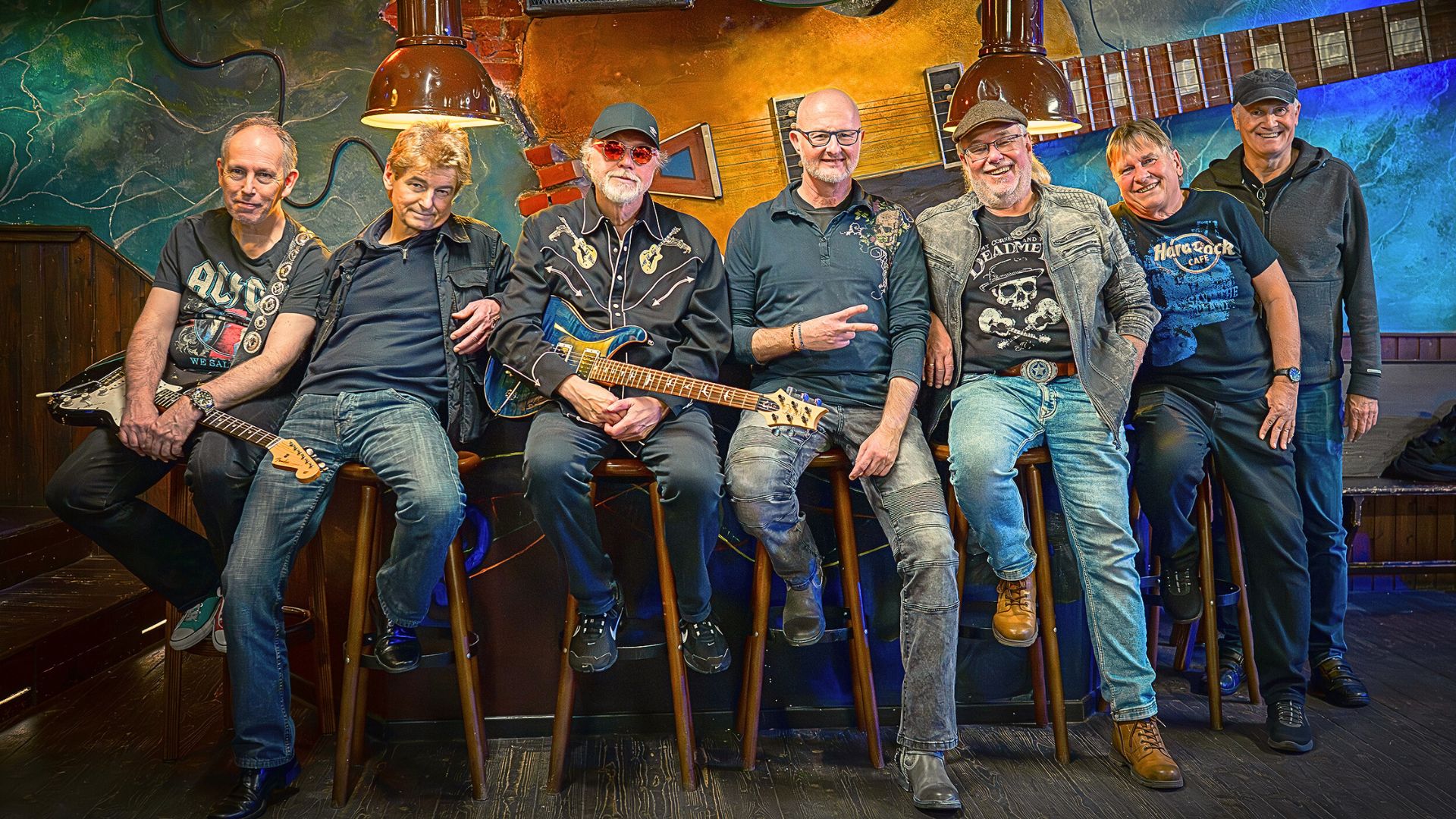 Crossfire-live-in-der-Jahnhalle